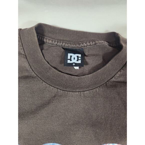 Sz L Y2K DC Shoes Co Tshirt Brown Logo Short Sleeve Skate Tee Size Large Vtg - Picture 3 of 11